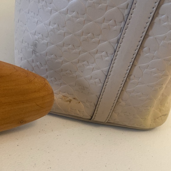 Cream Kate Spade Bag w/ Matching Wallet - Picture 7 of 10